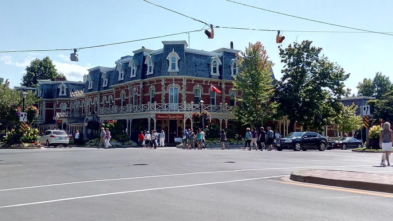 The White House Boutique B&B Niagara-on-the-Lake Bagian luar foto