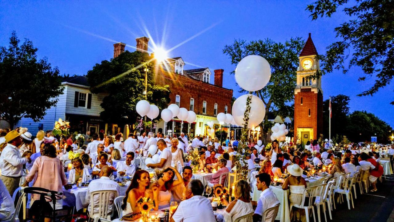 The White House Boutique B&B Niagara-on-the-Lake Bagian luar foto